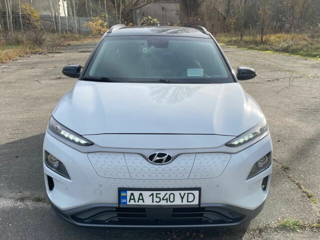 Білий Хендай Інша, об'ємом двигуна 0 л та пробігом 98 тис. км за 16500 $, фото 1 на Automoto.ua