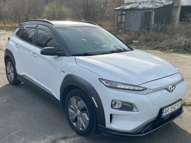 Білий Хендай Інша, об'ємом двигуна 0 л та пробігом 98 тис. км за 16500 $, фото 2 на Automoto.ua