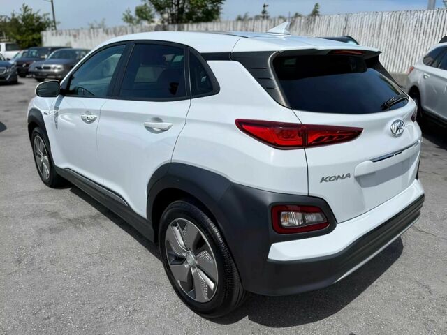 Белый Хендай Другая, объемом двигателя 0 л и пробегом 31 тыс. км за 10000 $, фото 6 на Automoto.ua