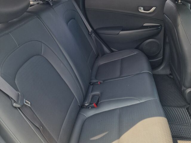 Белый Хендай Другая, объемом двигателя 0 л и пробегом 95 тыс. км за 15500 $, фото 10 на Automoto.ua