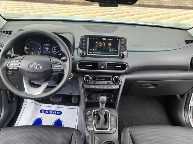 Білий Хендай Інша, об'ємом двигуна 1.6 л та пробігом 98 тис. км за 17500 $, фото 6 на Automoto.ua