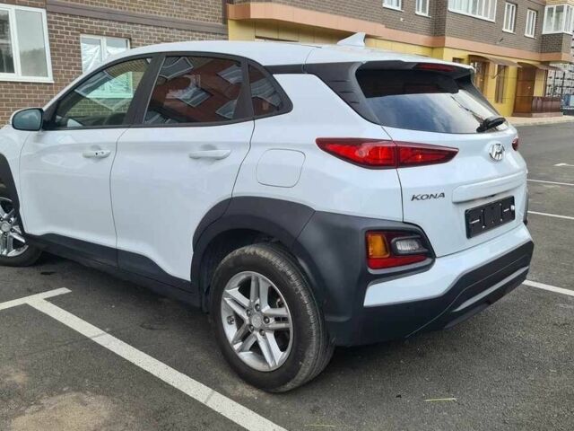 Білий Хендай Інша, об'ємом двигуна 1.6 л та пробігом 98 тис. км за 17500 $, фото 2 на Automoto.ua