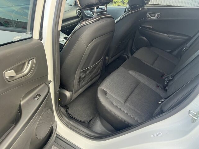 Белый Хендай Другая, объемом двигателя 0 л и пробегом 110 тыс. км за 16300 $, фото 6 на Automoto.ua