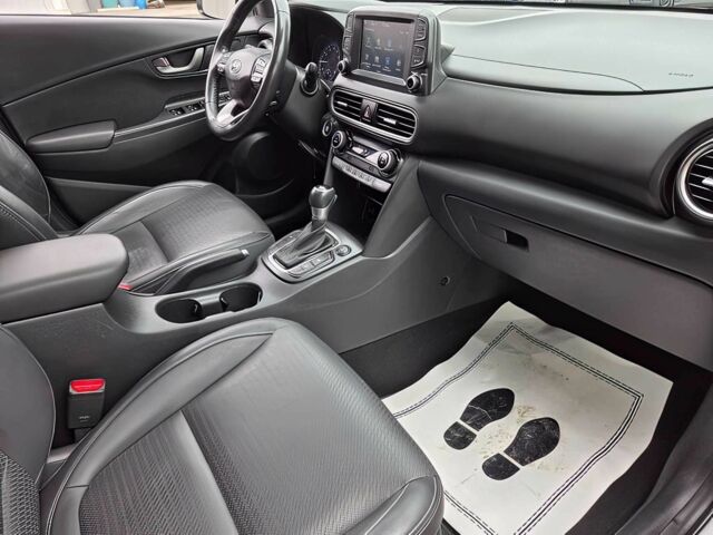 Белый Хендай Другая, объемом двигателя 1.6 л и пробегом 49 тыс. км за 15000 $, фото 12 на Automoto.ua