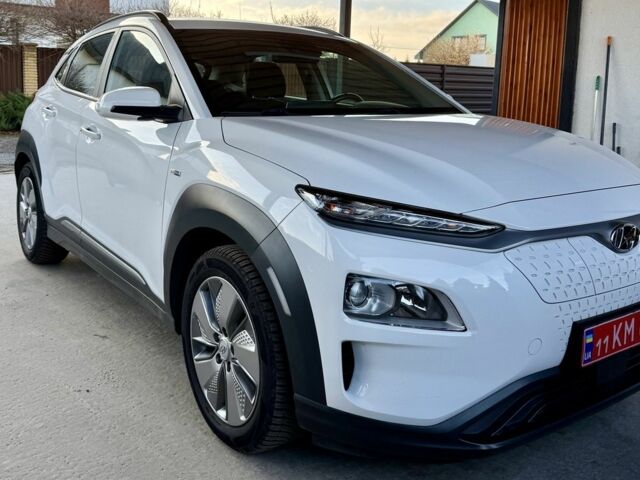 Белый Хендай Другая, объемом двигателя 0 л и пробегом 95 тыс. км за 17500 $, фото 3 на Automoto.ua