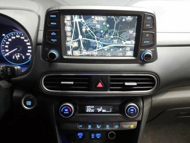 Белый Хендай Другая, объемом двигателя 1.6 л и пробегом 47 тыс. км за 13000 $, фото 8 на Automoto.ua