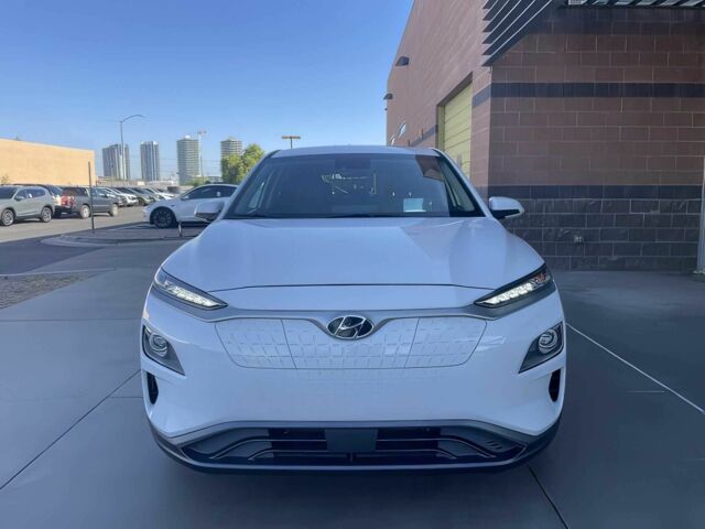 Белый Хендай Другая, объемом двигателя 0 л и пробегом 45 тыс. км за 9600 $, фото 1 на Automoto.ua