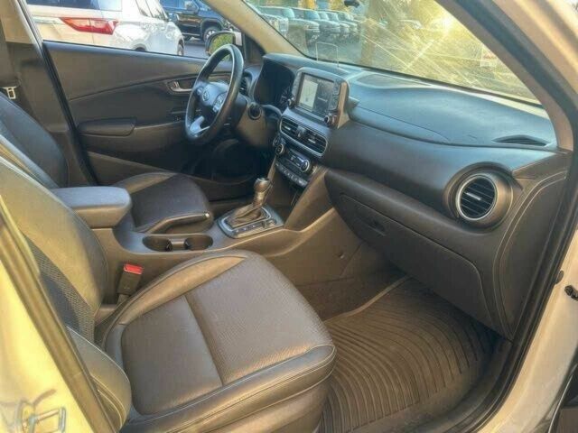 Белый Хендай Другая, объемом двигателя 1.6 л и пробегом 38 тыс. км за 4500 $, фото 7 на Automoto.ua