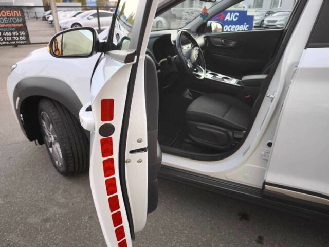 Білий Хендай Інша, об'ємом двигуна 0 л та пробігом 134 тис. км за 17777 $, фото 10 на Automoto.ua