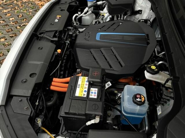 Белый Хендай Другая, объемом двигателя 0 л и пробегом 58 тыс. км за 17499 $, фото 11 на Automoto.ua