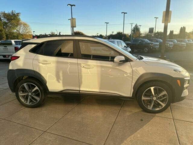 Белый Хендай Другая, объемом двигателя 1.6 л и пробегом 38 тыс. км за 4500 $, фото 6 на Automoto.ua