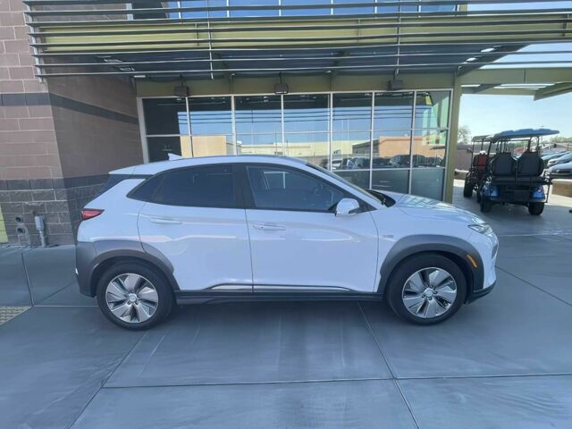 Белый Хендай Другая, объемом двигателя 0 л и пробегом 45 тыс. км за 9600 $, фото 6 на Automoto.ua