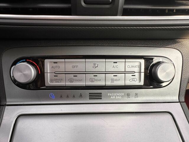 Белый Хендай Другая, объемом двигателя 0 л и пробегом 68 тыс. км за 17750 $, фото 15 на Automoto.ua