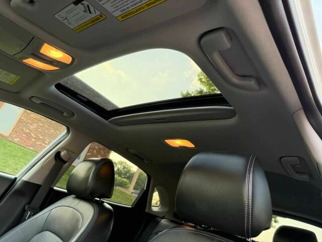 Белый Хендай Другая, объемом двигателя 1.6 л и пробегом 30 тыс. км за 4800 $, фото 9 на Automoto.ua