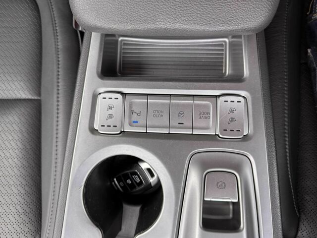 Белый Хендай Другая, объемом двигателя 0 л и пробегом 68 тыс. км за 17750 $, фото 14 на Automoto.ua