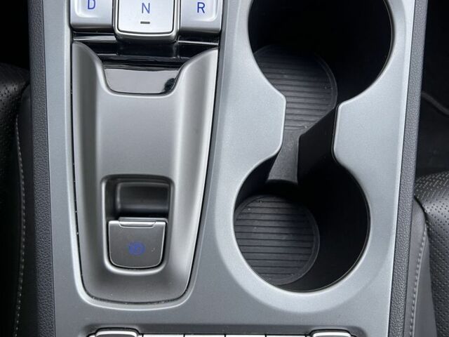 Белый Хендай Другая, объемом двигателя 0 л и пробегом 100 тыс. км за 19701 $, фото 22 на Automoto.ua