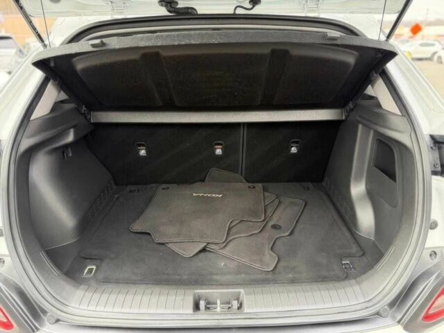 Белый Хендай Другая, объемом двигателя 0 л и пробегом 10 тыс. км за 14000 $, фото 11 на Automoto.ua