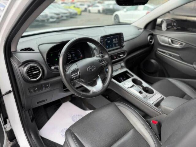 Белый Хендай Другая, объемом двигателя 0 л и пробегом 10 тыс. км за 14000 $, фото 6 на Automoto.ua