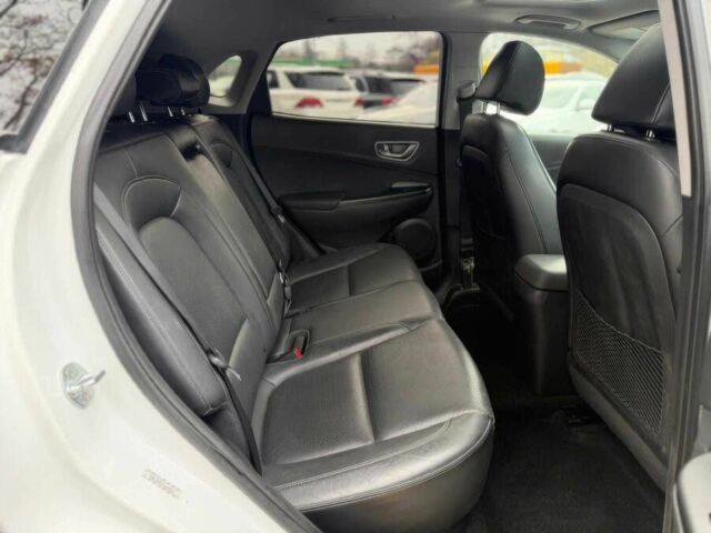 Белый Хендай Другая, объемом двигателя 0 л и пробегом 10 тыс. км за 14000 $, фото 10 на Automoto.ua