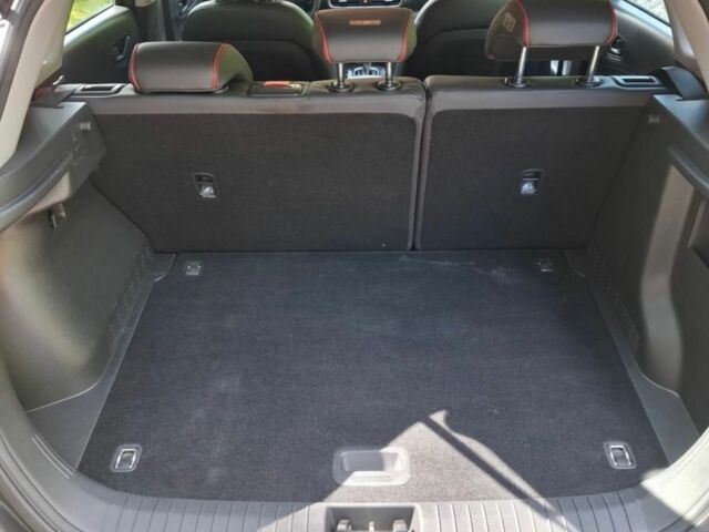 Белый Хендай Другая, объемом двигателя 2 л и пробегом 54 тыс. км за 12000 $, фото 15 на Automoto.ua