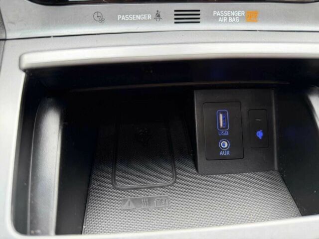 Белый Хендай Другая, объемом двигателя 0 л и пробегом 10 тыс. км за 14000 $, фото 8 на Automoto.ua