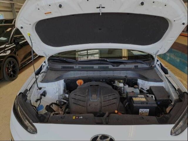 Белый Хендай Другая, объемом двигателя 2 л и пробегом 25 тыс. км за 16500 $, фото 5 на Automoto.ua