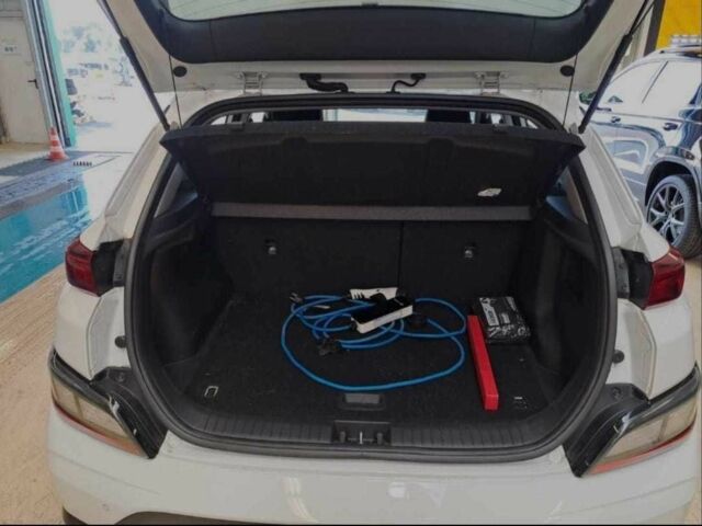 Белый Хендай Другая, объемом двигателя 2 л и пробегом 25 тыс. км за 16500 $, фото 6 на Automoto.ua