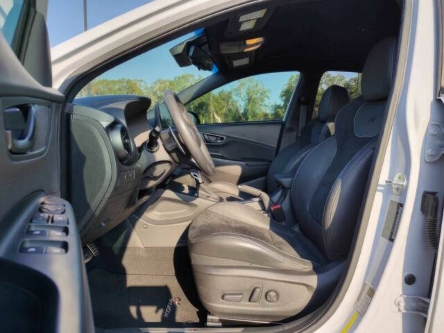 Белый Хендай Другая, объемом двигателя 2 л и пробегом 21 тыс. км за 26000 $, фото 8 на Automoto.ua