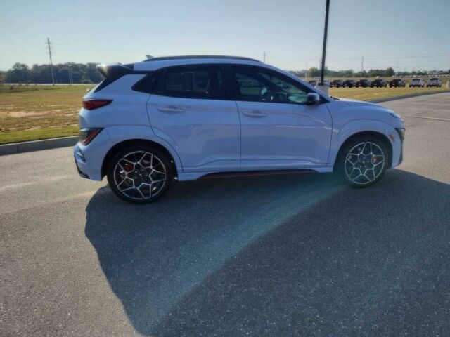 Белый Хендай Другая, объемом двигателя 2 л и пробегом 21 тыс. км за 26000 $, фото 3 на Automoto.ua