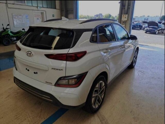 Белый Хендай Другая, объемом двигателя 2 л и пробегом 25 тыс. км за 16500 $, фото 2 на Automoto.ua