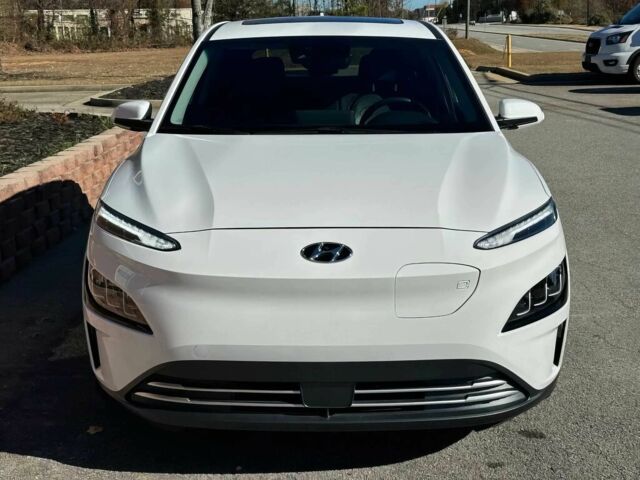 Белый Хендай Другая, объемом двигателя 0 л и пробегом 12 тыс. км за 18000 $, фото 1 на Automoto.ua