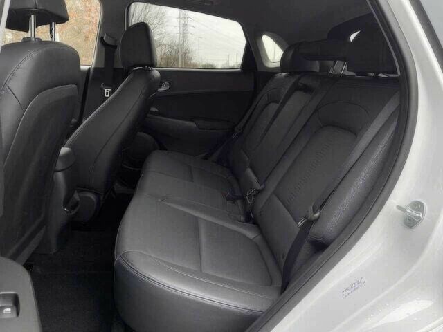 Белый Хендай Другая, объемом двигателя 0 л и пробегом 24 тыс. км за 11000 $, фото 12 на Automoto.ua