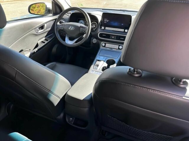 Белый Хендай Другая, объемом двигателя 0 л и пробегом 12 тыс. км за 18000 $, фото 10 на Automoto.ua