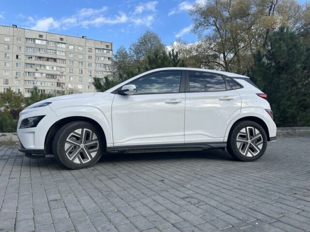 Белый Хендай Другая, объемом двигателя 0 л и пробегом 123 тыс. км за 18000 $, фото 4 на Automoto.ua