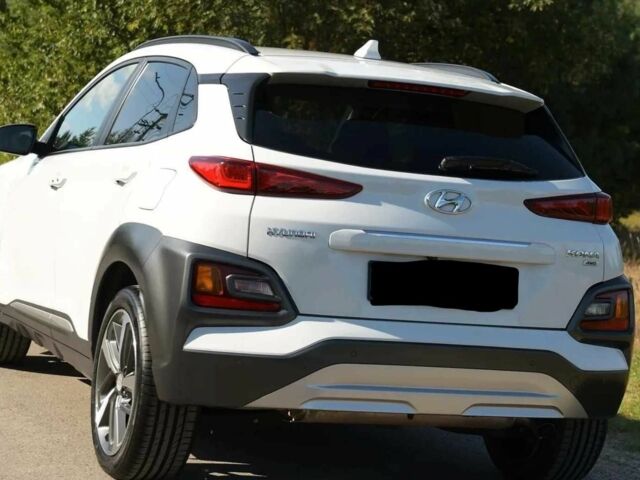 Белый Хендай Другая, объемом двигателя 2 л и пробегом 34 тыс. км за 14200 $, фото 4 на Automoto.ua