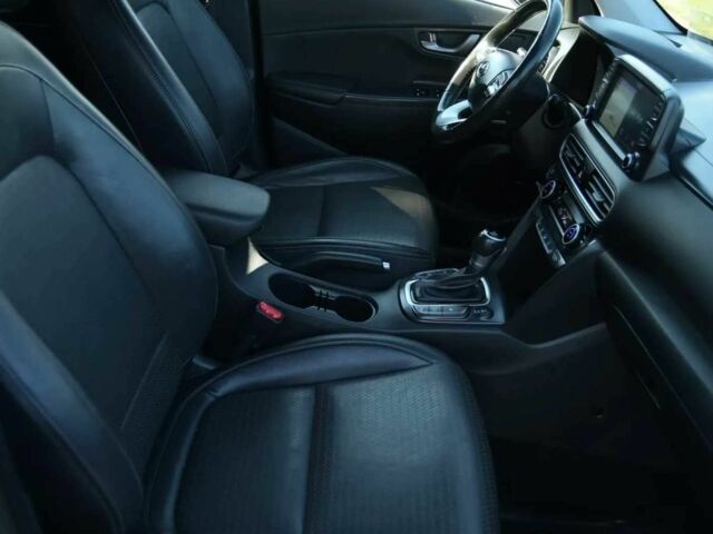 Белый Хендай Другая, объемом двигателя 2 л и пробегом 34 тыс. км за 14200 $, фото 10 на Automoto.ua