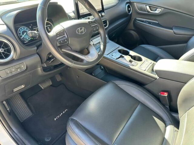 Белый Хендай Другая, объемом двигателя 0 л и пробегом 12 тыс. км за 18000 $, фото 8 на Automoto.ua