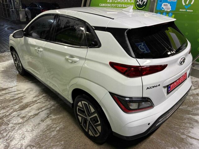 Белый Хендай Другая, объемом двигателя 0 л и пробегом 88 тыс. км за 20100 $, фото 3 на Automoto.ua