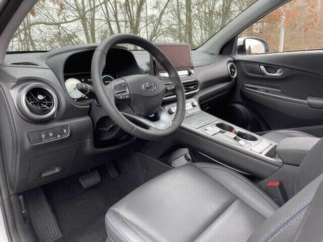 Белый Хендай Другая, объемом двигателя 0 л и пробегом 24 тыс. км за 11000 $, фото 7 на Automoto.ua