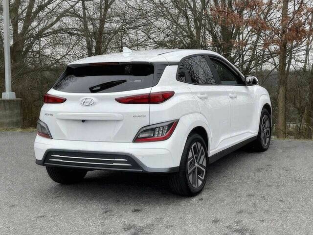 Белый Хендай Другая, объемом двигателя 0 л и пробегом 24 тыс. км за 11000 $, фото 4 на Automoto.ua