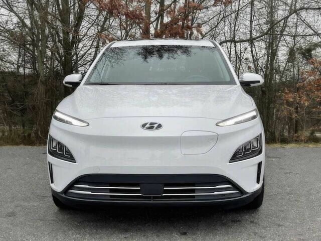 Белый Хендай Другая, объемом двигателя 0 л и пробегом 24 тыс. км за 11000 $, фото 1 на Automoto.ua