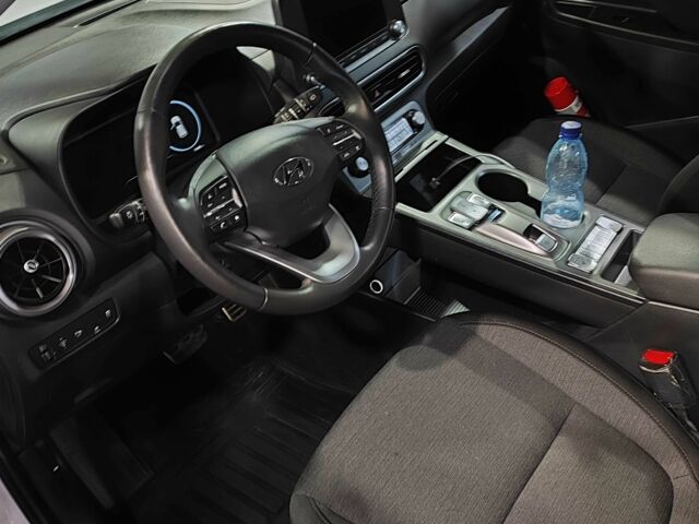 Белый Хендай Другая, объемом двигателя 0 л и пробегом 28 тыс. км за 22300 $, фото 5 на Automoto.ua