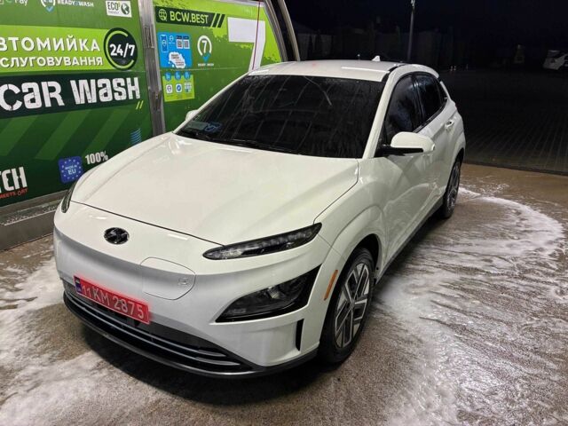 Белый Хендай Другая, объемом двигателя 0 л и пробегом 88 тыс. км за 20100 $, фото 2 на Automoto.ua