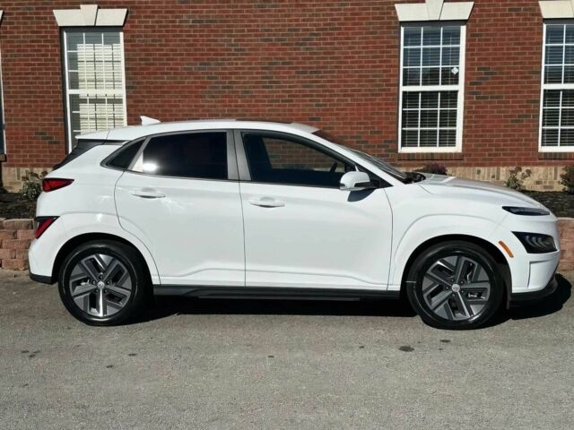 Белый Хендай Другая, объемом двигателя 0 л и пробегом 12 тыс. км за 18000 $, фото 7 на Automoto.ua