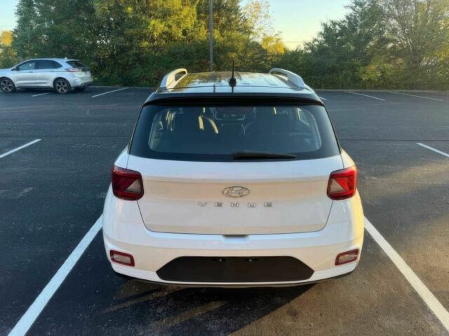 Белый Хендай Другая, объемом двигателя 1.6 л и пробегом 18 тыс. км за 4400 $, фото 3 на Automoto.ua