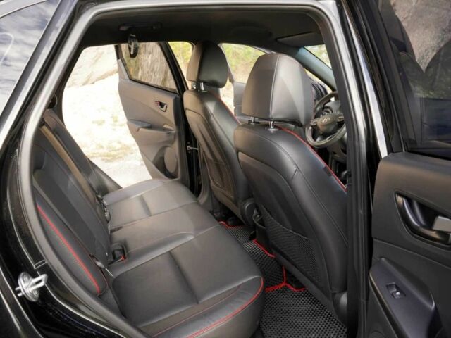 Черный Хендай Другая, объемом двигателя 1.6 л и пробегом 112 тыс. км за 21000 $, фото 6 на Automoto.ua