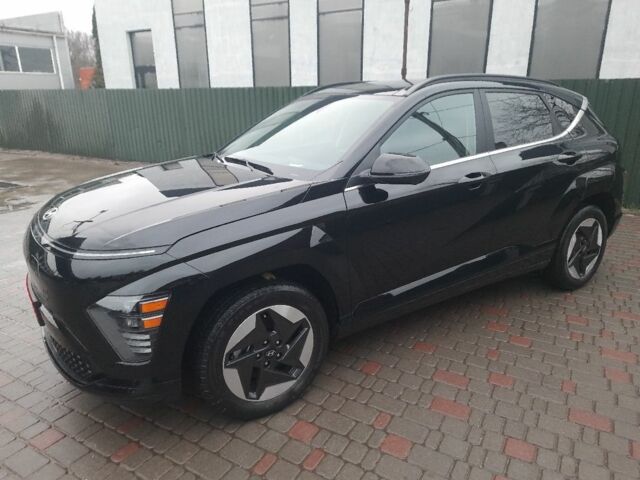 Черный Хендай Другая, объемом двигателя 0 л и пробегом 16 тыс. км за 26000 $, фото 5 на Automoto.ua