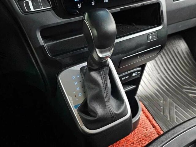 Чорний Хендай Інша, об'ємом двигуна 2.2 л та пробігом 29 тис. км за 22300 $, фото 6 на Automoto.ua