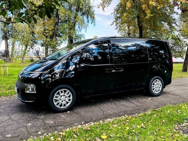 Чорний Хендай Інша, об'ємом двигуна 2.2 л та пробігом 62 тис. км за 37500 $, фото 1 на Automoto.ua