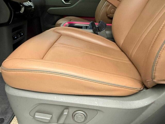 Чорний Хендай Інша, об'ємом двигуна 2.2 л та пробігом 104 тис. км за 27500 $, фото 9 на Automoto.ua